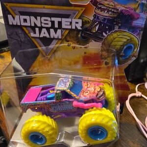 Zombie Series 45 💛 Monster Jam  Kids  Monster Truck Toy - Yellow & Blue Wheels